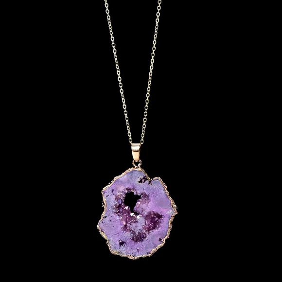 Amethysts Irregular Shape Natural Crystal Necklace With StainlessSteel Chain - Picture 4 of 7
